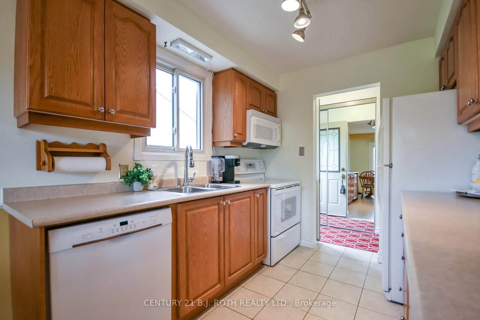 53 Mowat Crescent • Barrie, ON photo 13