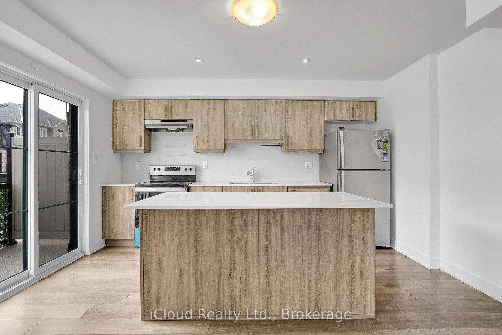 35 Wagon Lane • Barrie, ON photo 15