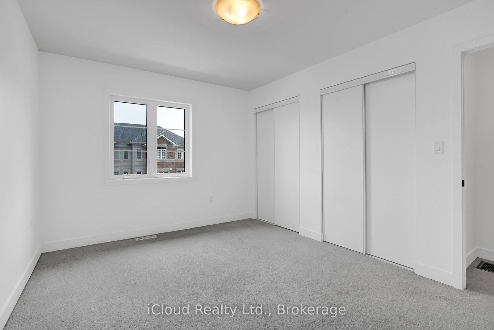 35 Wagon Lane • Barrie, ON photo 24