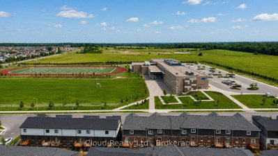 35 Wagon Lane • Barrie, ON photo 6