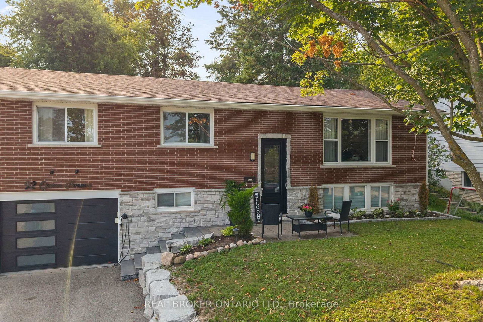 92 Quinn Avenue photo 3