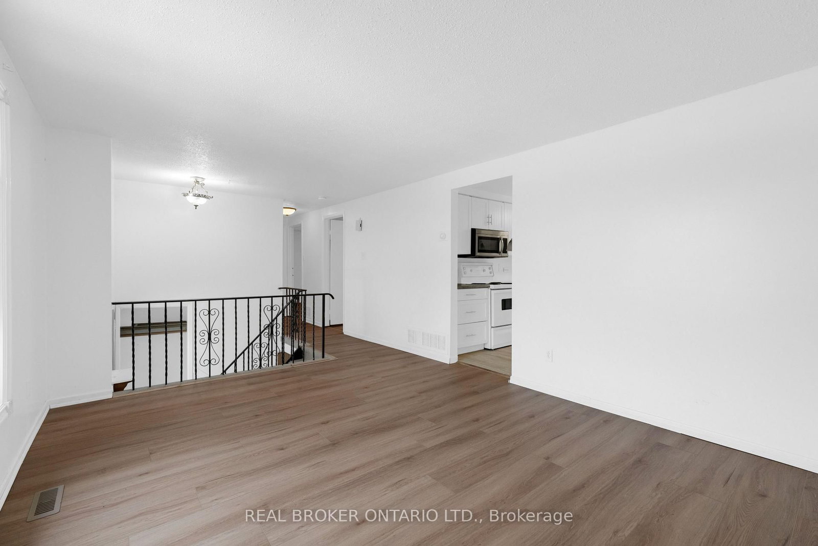 57 Bernick Drive • Barrie, ON photo 5