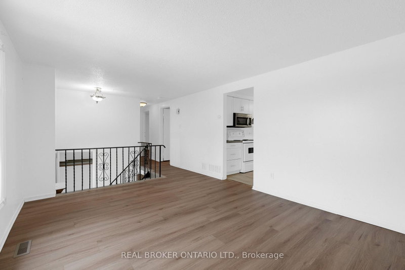 57 Bernick Dr photo 5