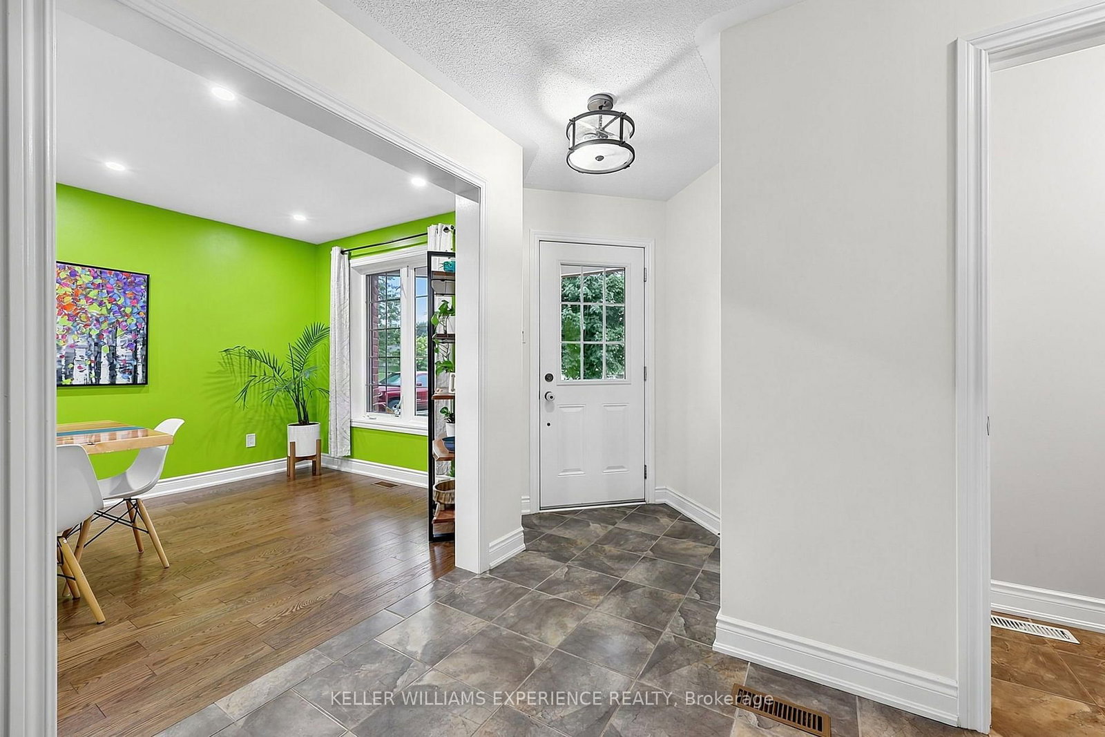 30 Nash Avenue • Springwater, ON photo 21