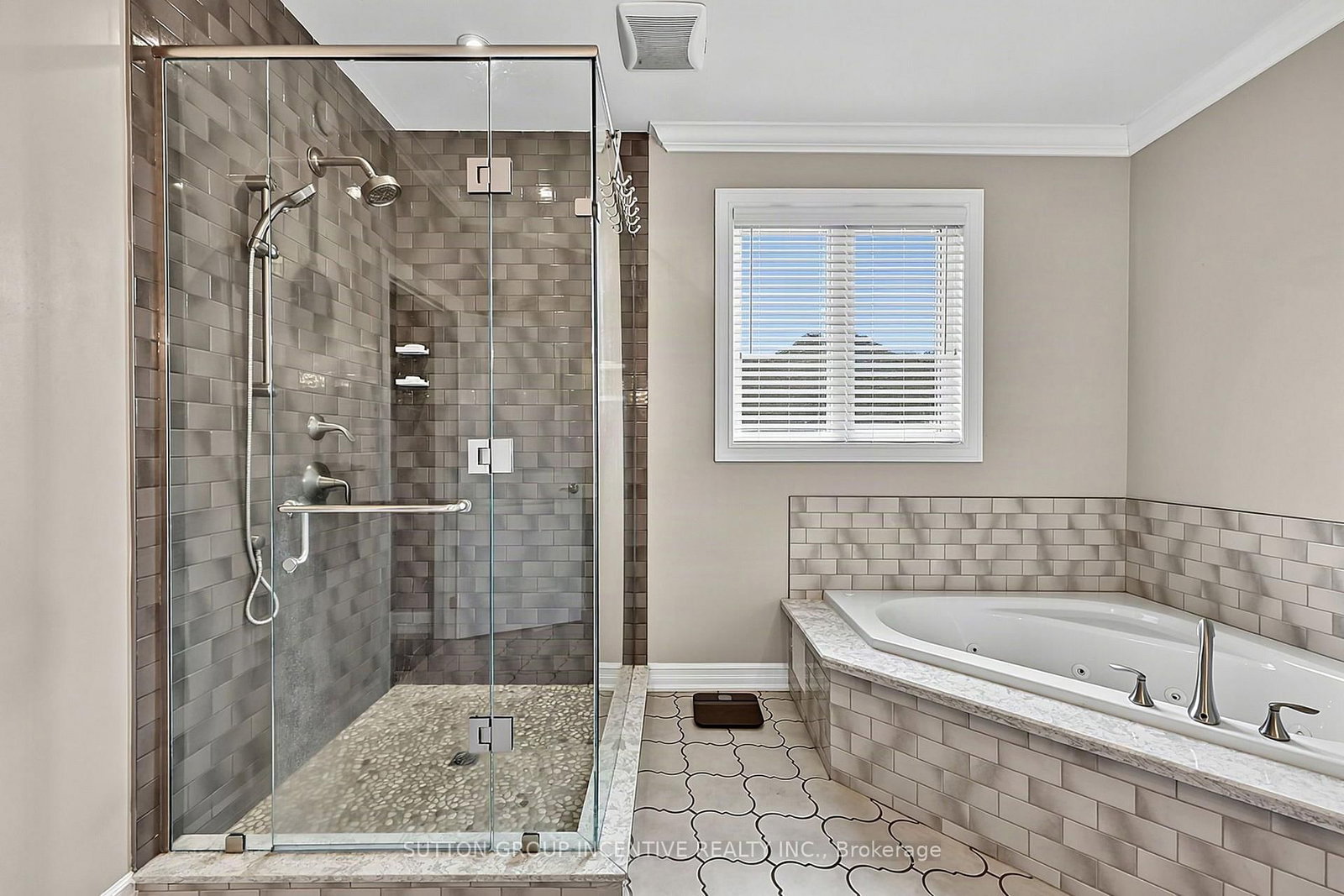 18 Lloyd Cook Drive W • Springwater, ON photo 35