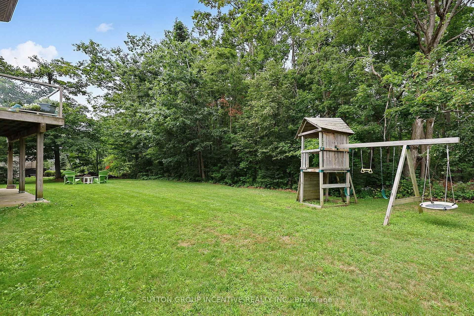 18 Lloyd Cook Drive W • Springwater, ON photo 8