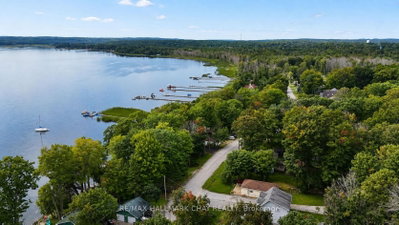 375 Robins Point Road