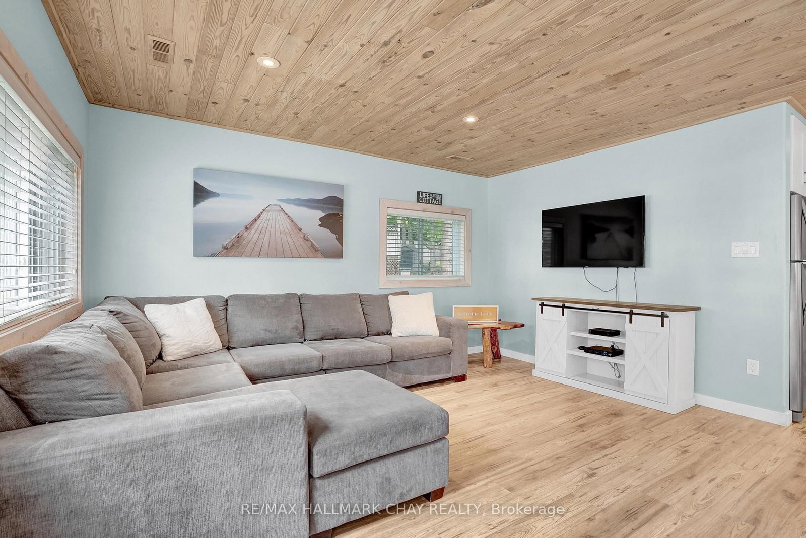 375 Robins Point Road • Tay, ON photo 11