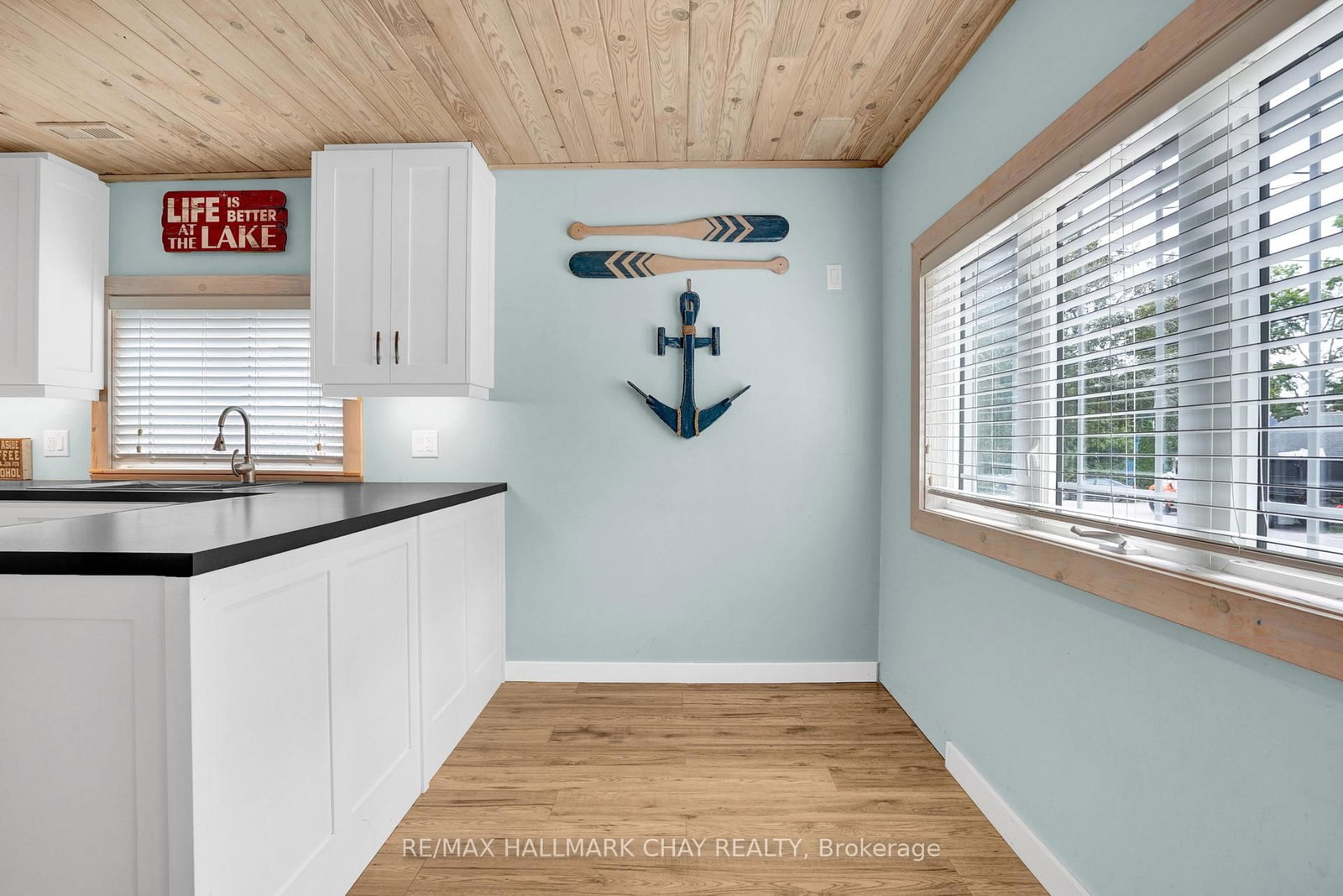 375 Robins Point Road • Tay, ON photo 13