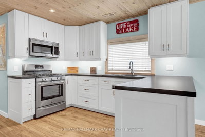 375 Robins Point Road • Tay, ON photo 6