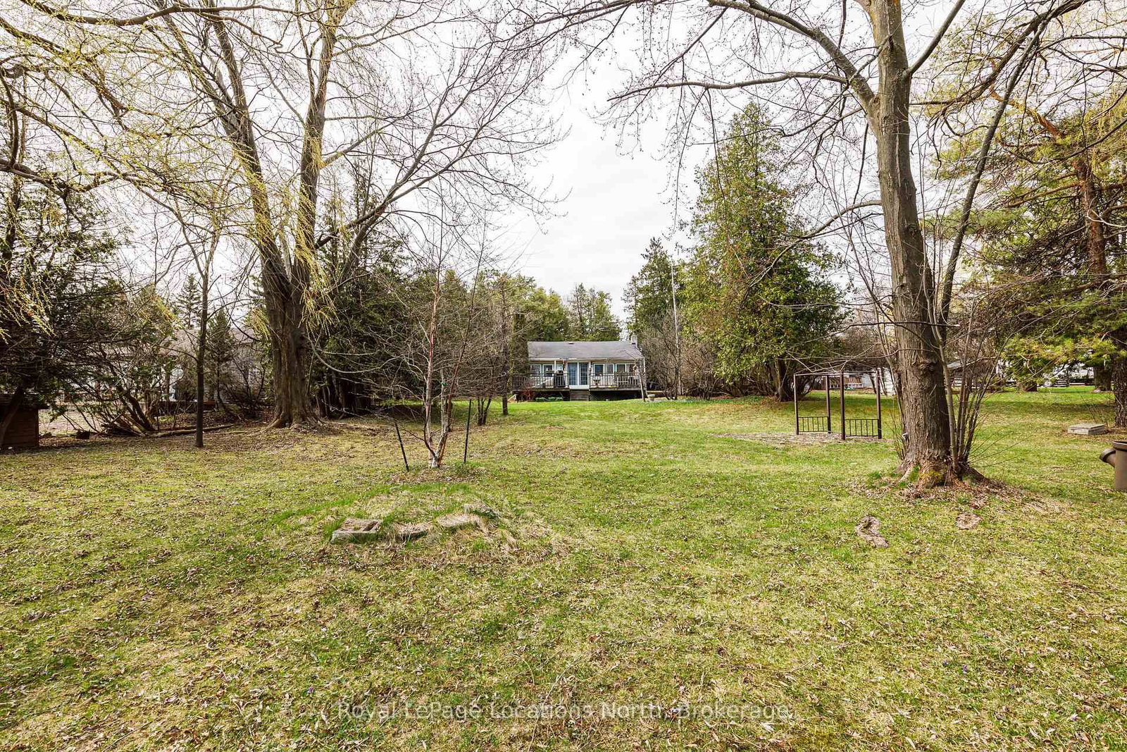 21 Eva Crescent • Collingwood, ON photo 13