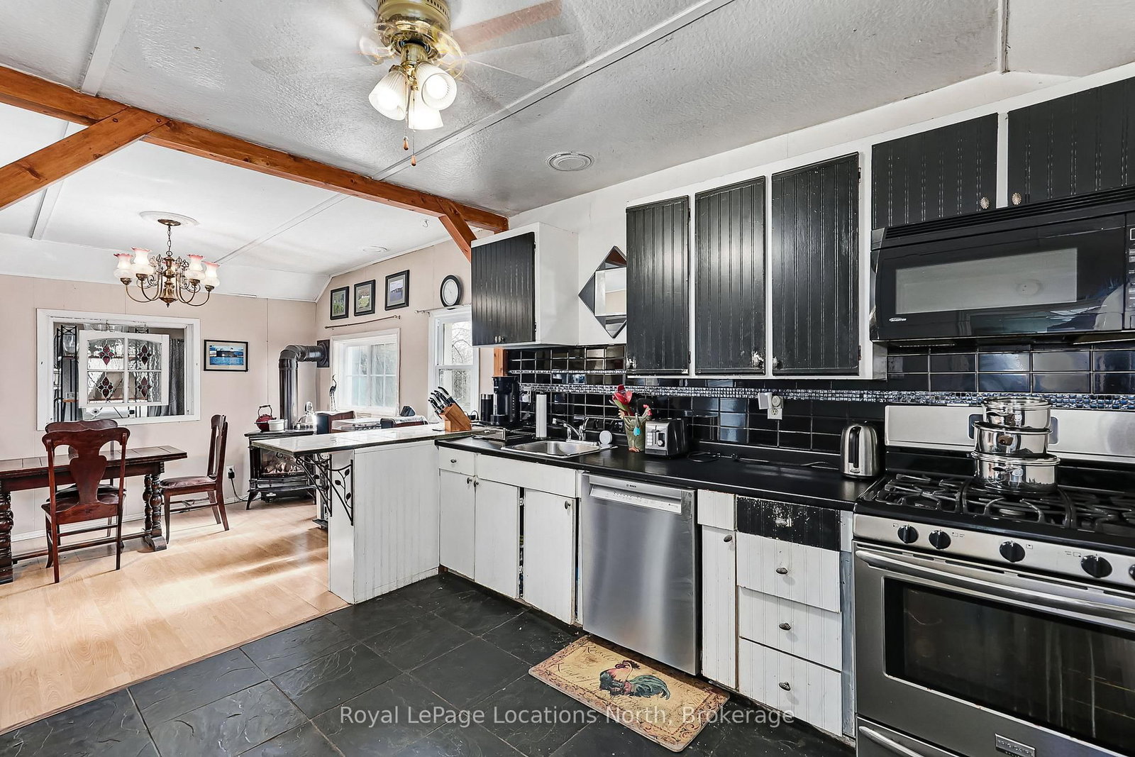 21 Eva Crescent • Collingwood, ON photo 17