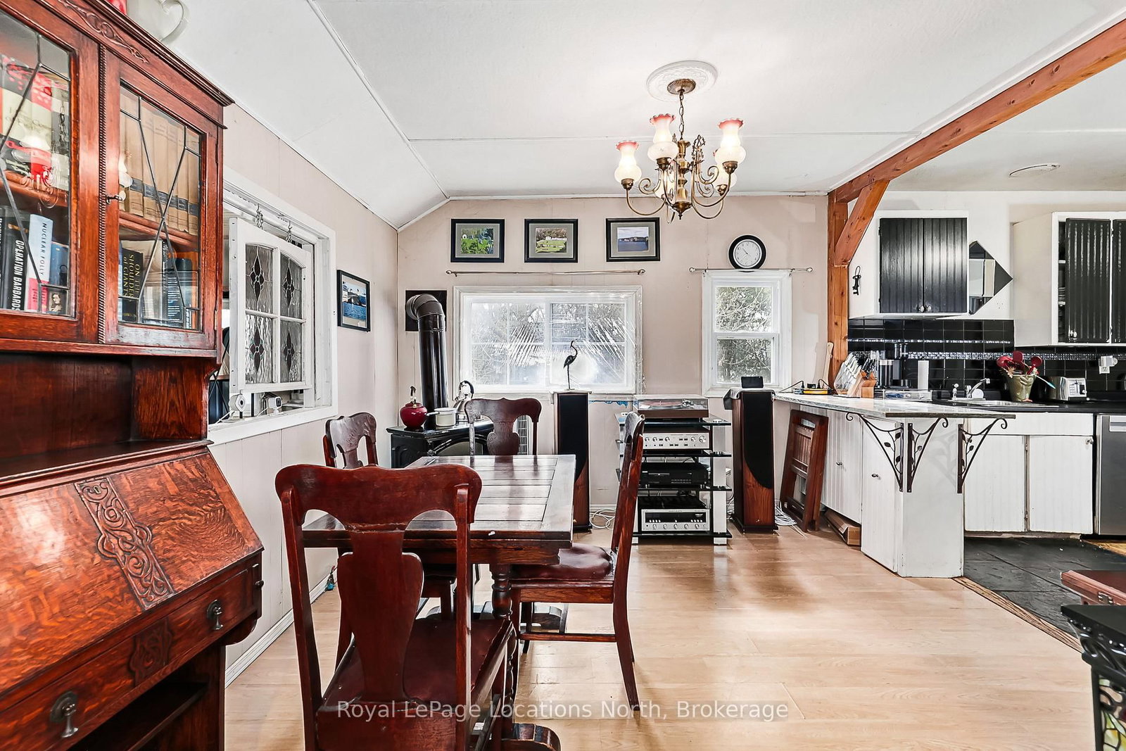 21 Eva Crescent • Collingwood, ON photo 24