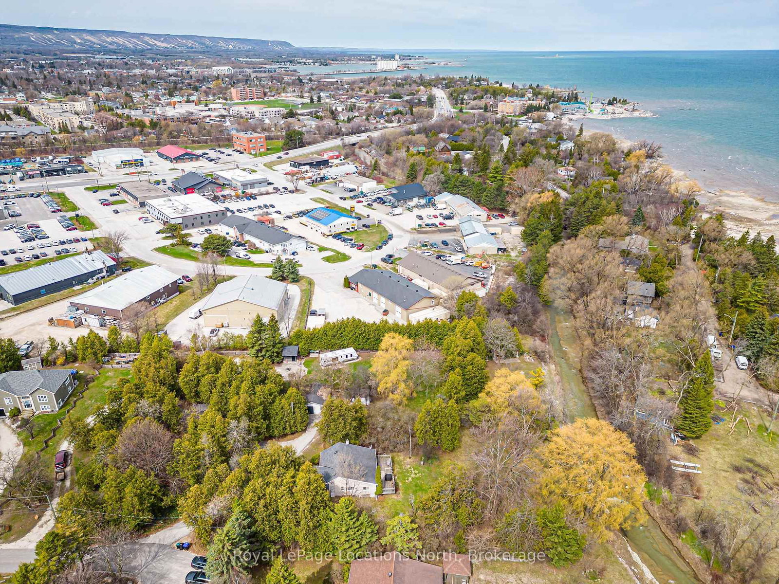 21 Eva Crescent • Collingwood, ON photo 38
