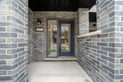 57 Wyn Wood Lane • Orillia, ON photo 3