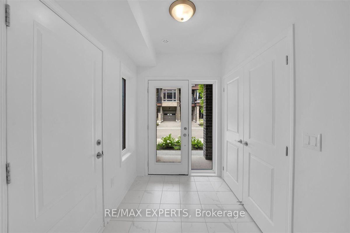 57 Wyn Wood Lane • Orillia, ON photo 4