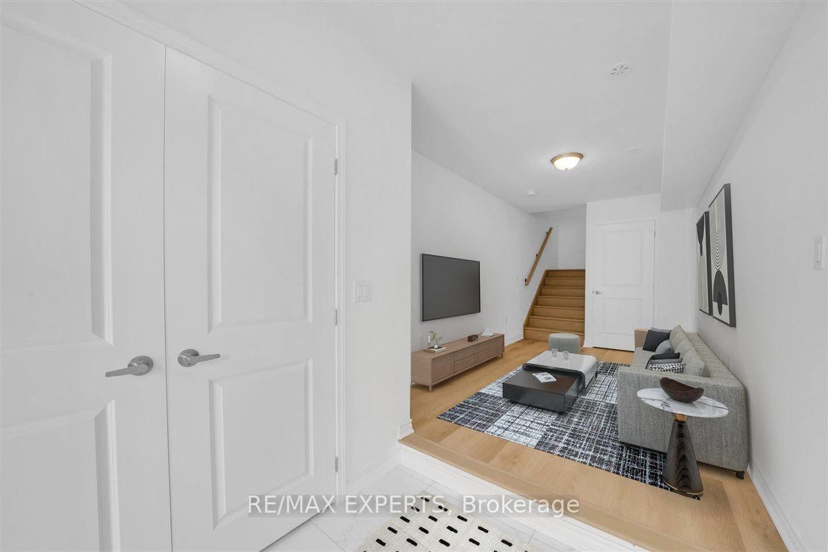57 Wyn Wood Lane • Orillia, ON photo 5