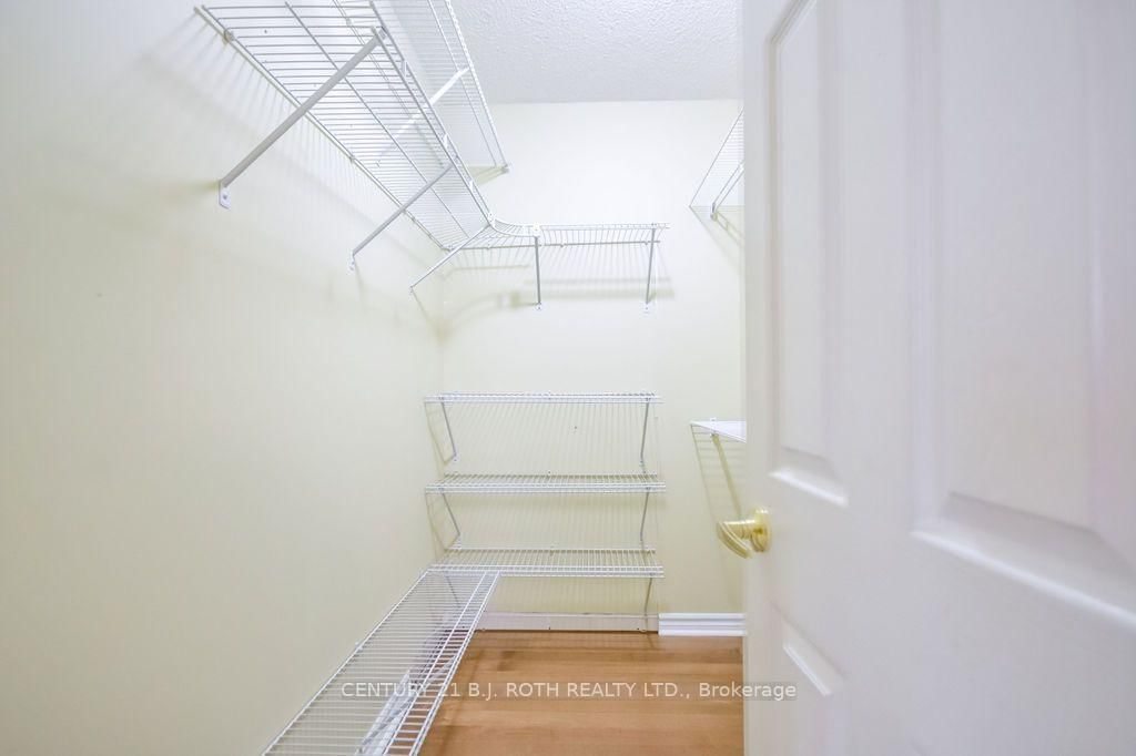 318 LITTLE Avenue • #27 • Barrie, ON photo 21