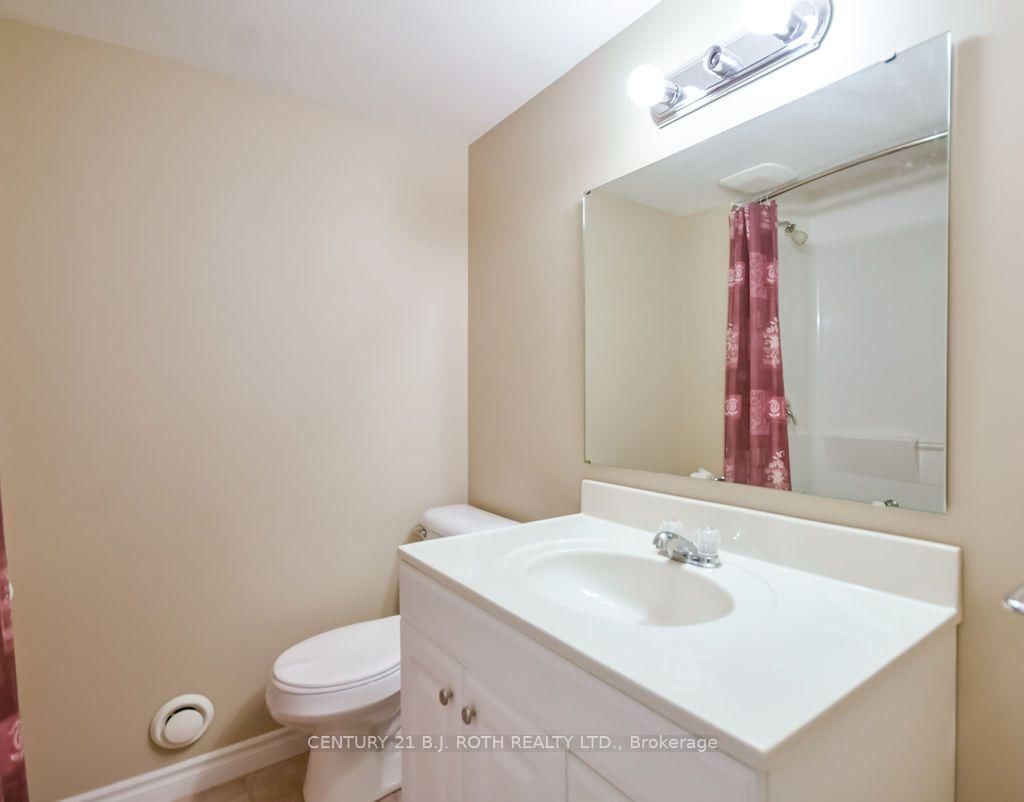 318 LITTLE Avenue • #27 • Barrie, ON photo 31