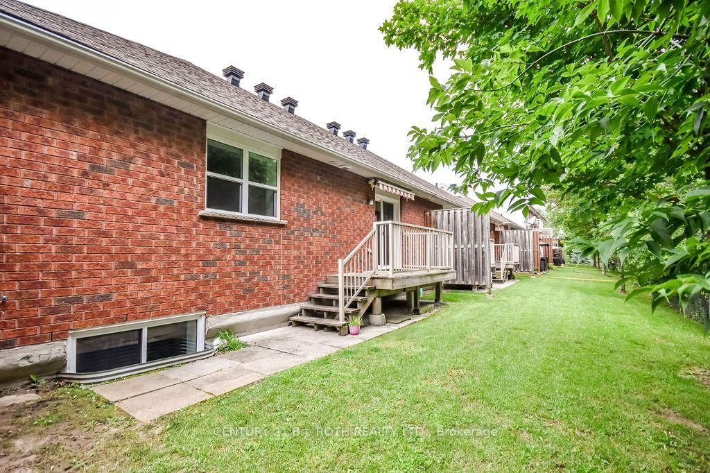 318 LITTLE Avenue • #27 • Barrie, ON photo 38
