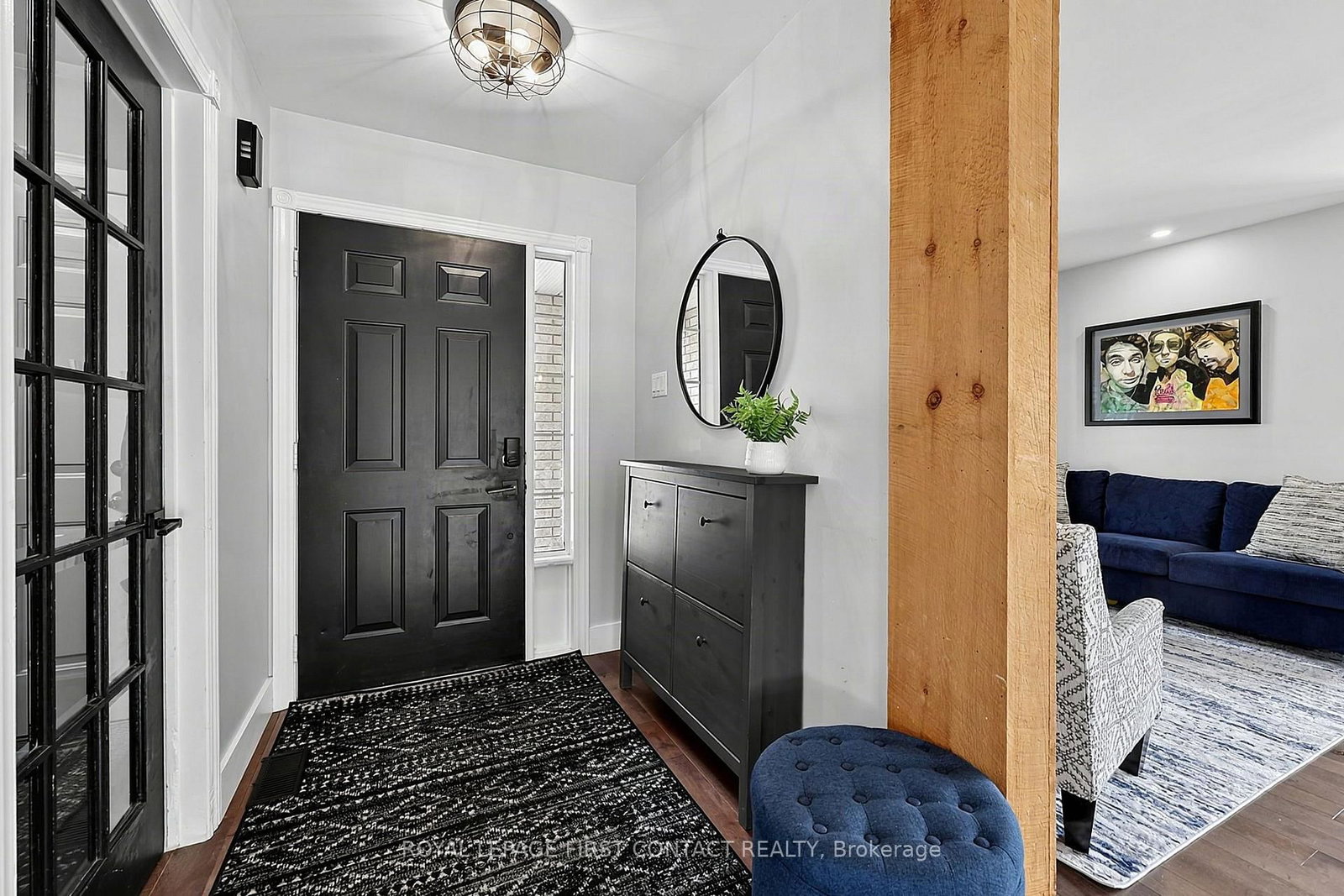 14 HUNTER Court • Springwater, ON photo 5