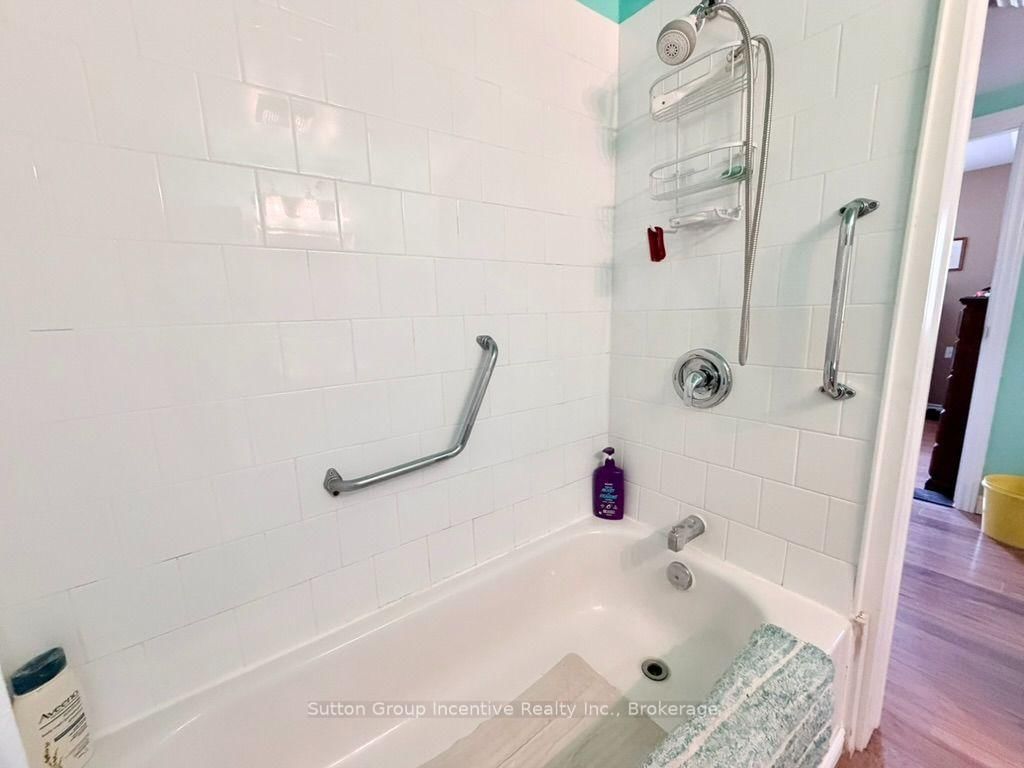 341 Saint Jean Street • Orillia, ON photo 18