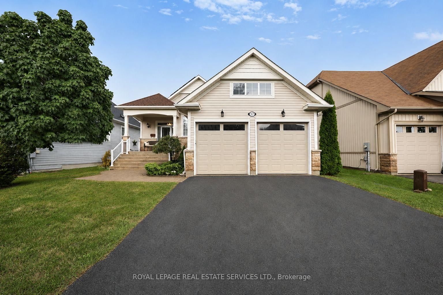17 LEEWARD Circle • Wasaga Beach, ON photo 1