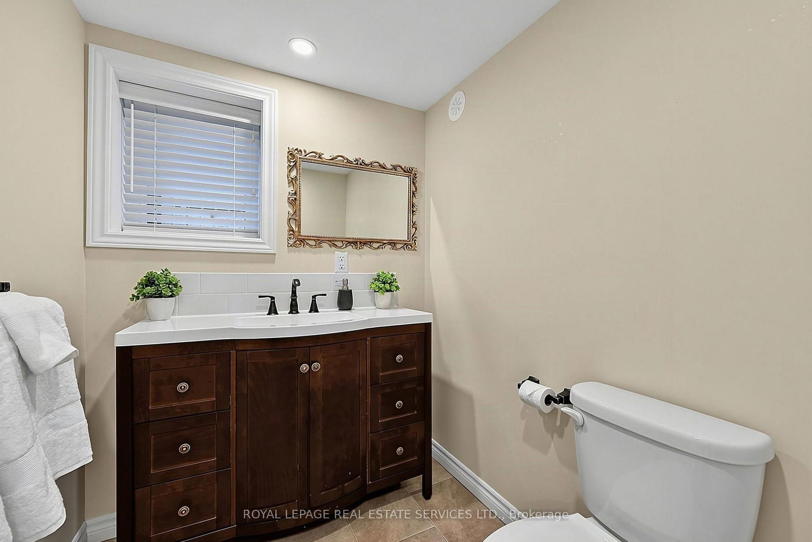 17 LEEWARD Circle • Wasaga Beach, ON photo 33