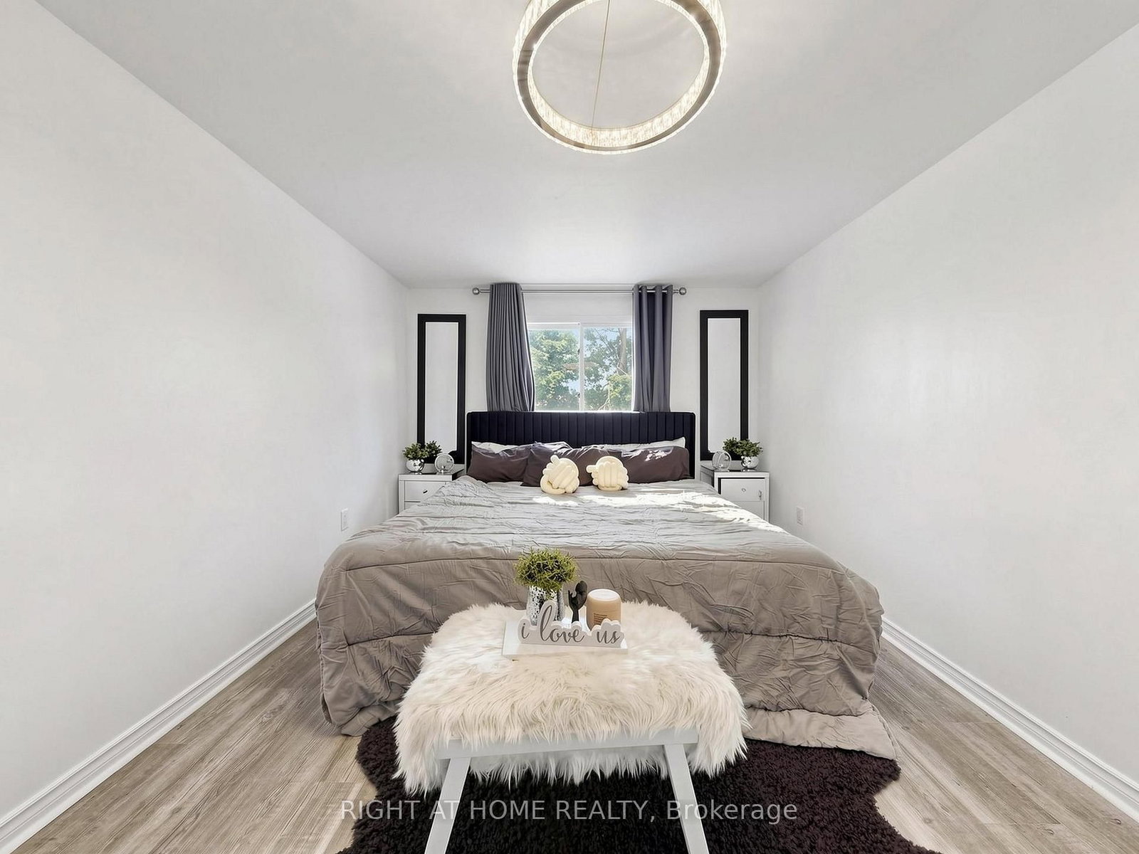 207 Hickling Trail • Barrie, ON photo 26