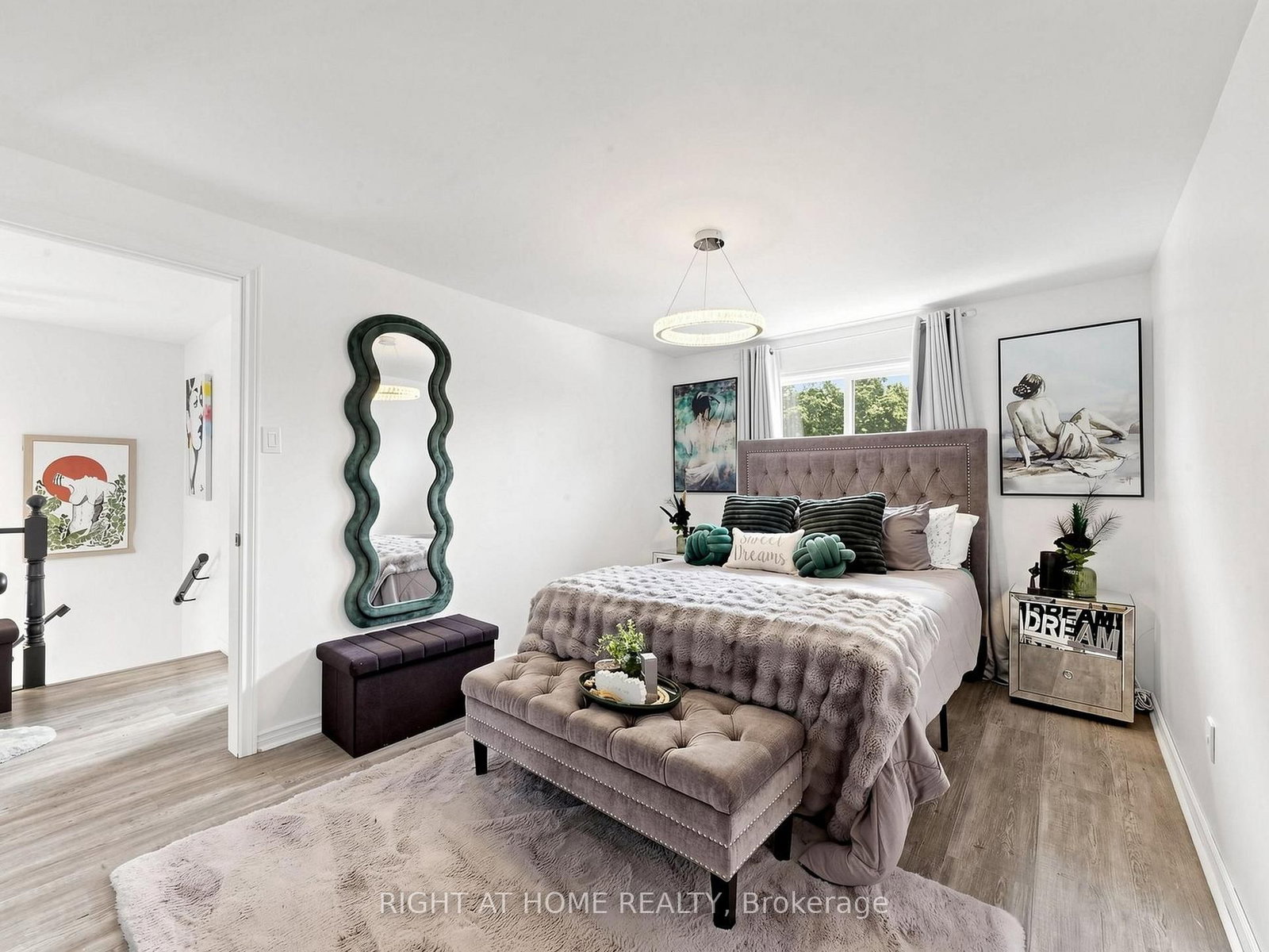 207 Hickling Trail • Barrie, ON photo 31