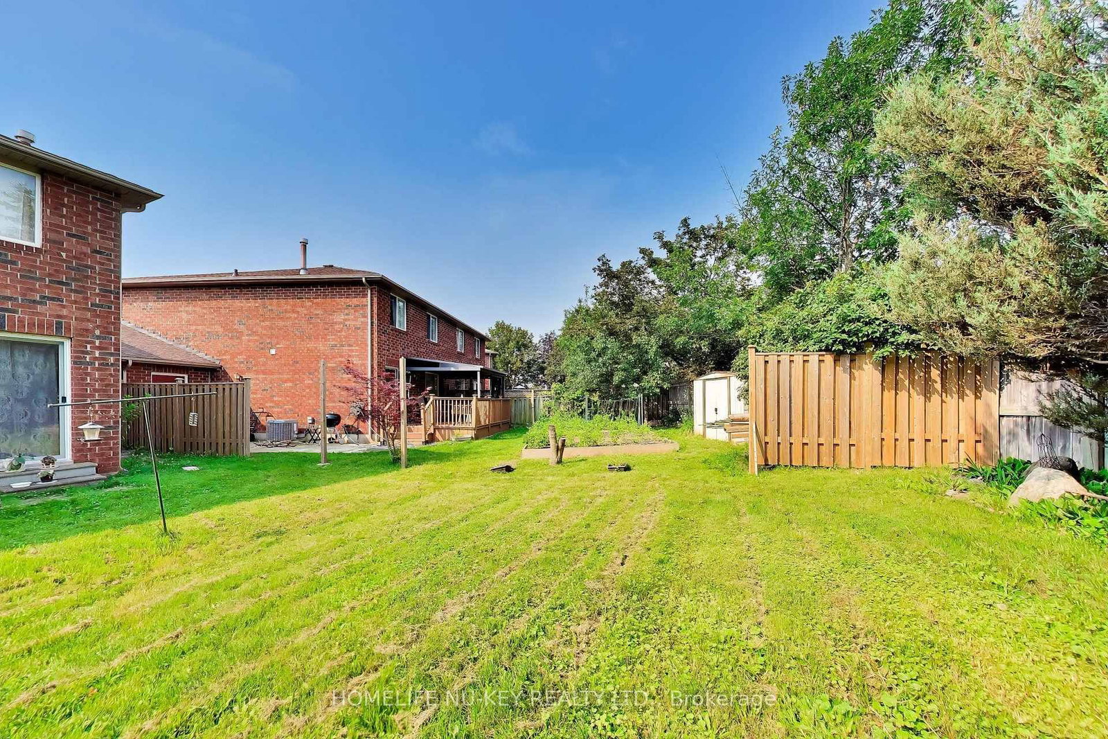 103 Dunsmore Lane • Barrie, ON photo 33