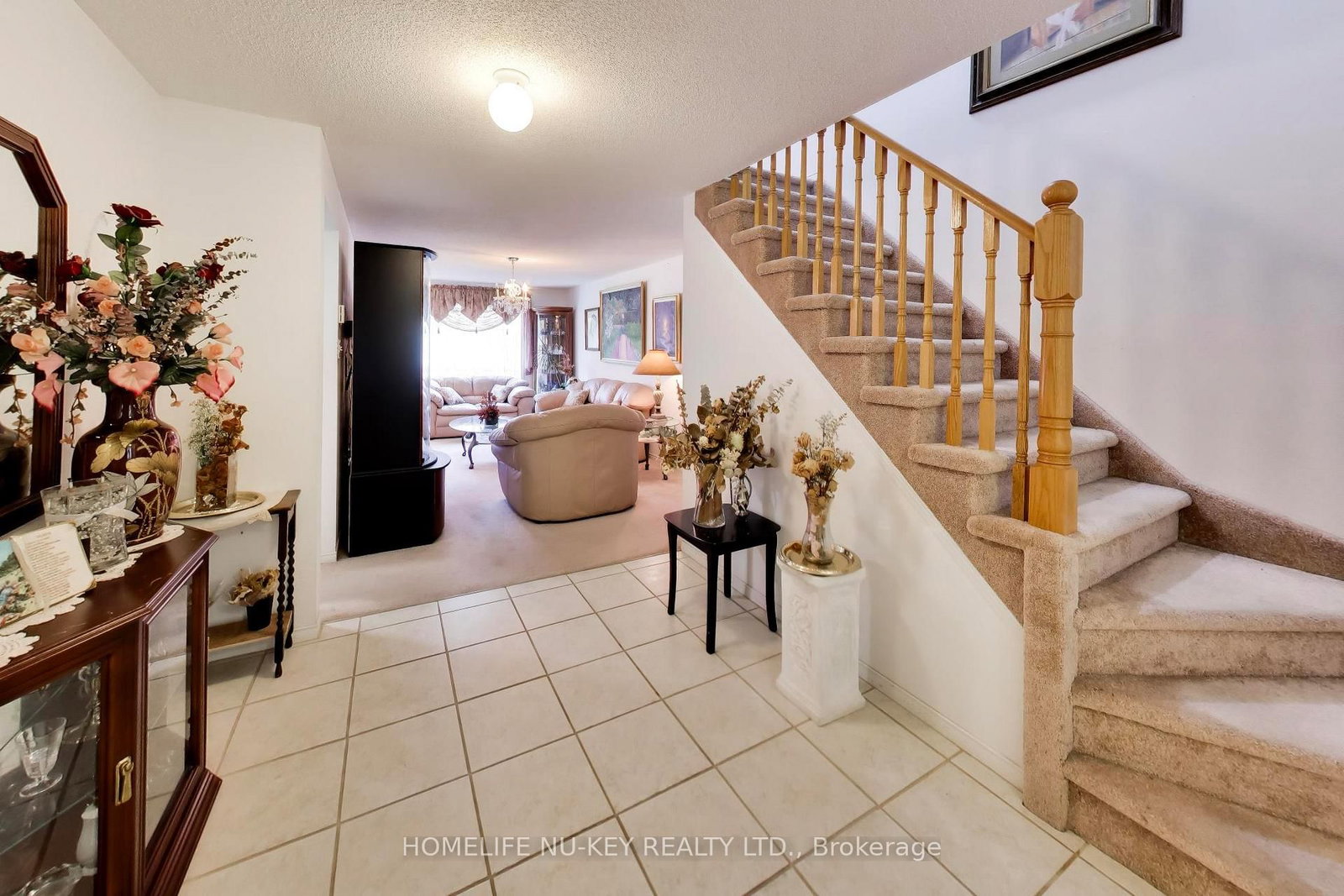 103 Dunsmore Lane • Barrie, ON photo 5