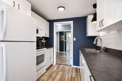 3301 Pleasant Road • Severn, ON photo 8