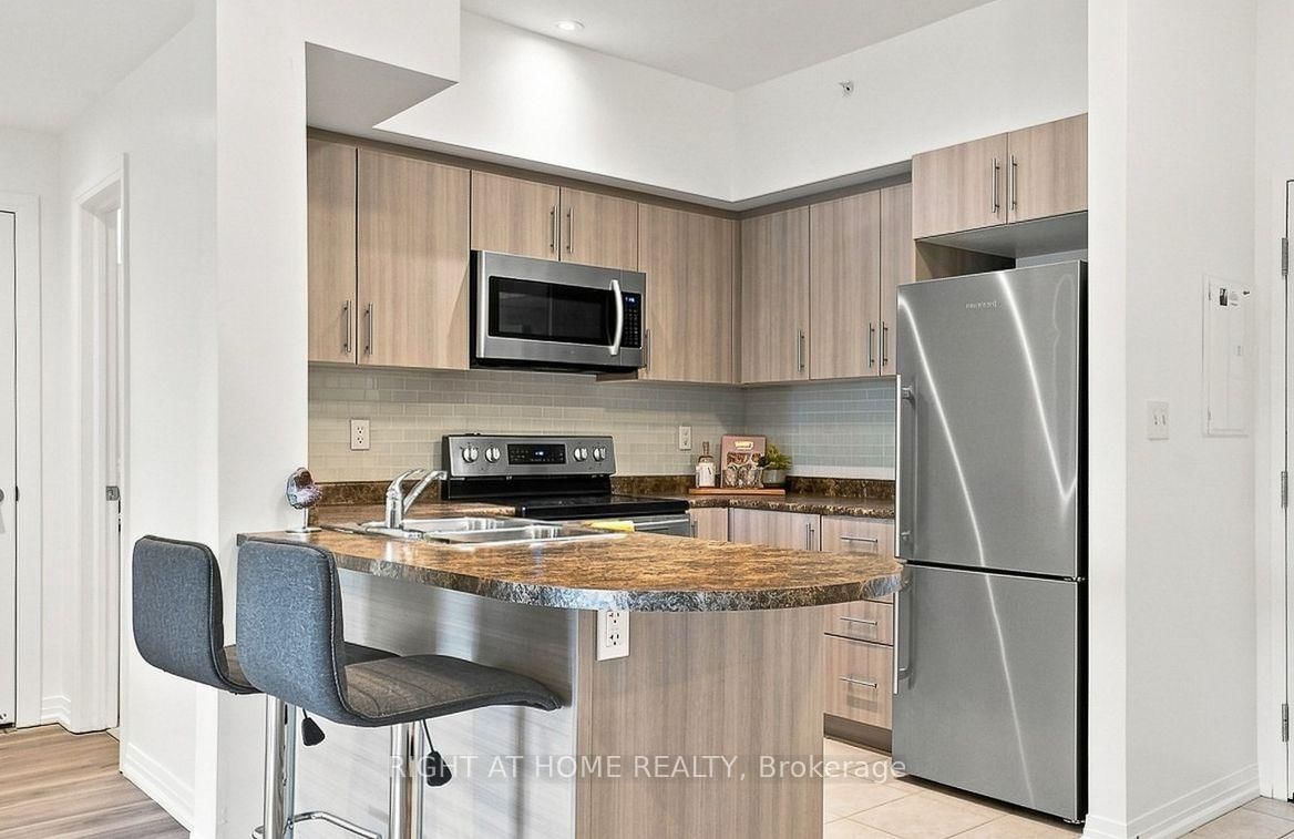 299 Cundles Road E • ##106 • Barrie, ON photo 10