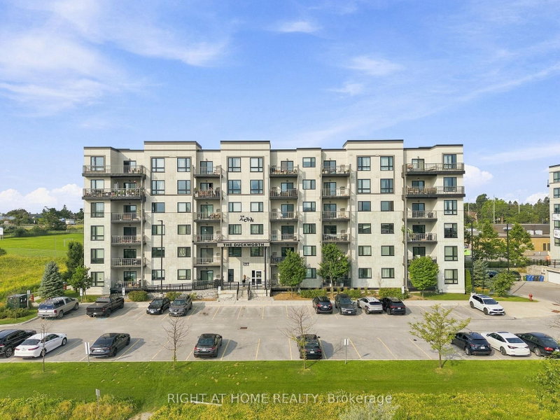 #106 - 299 Cundles Road E