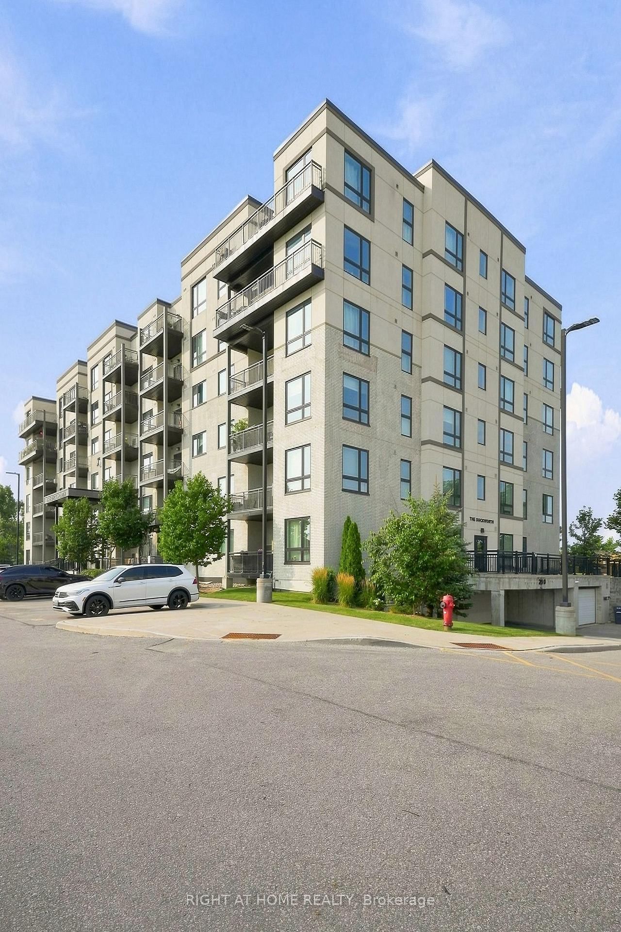 299 Cundles Road E • ##106 • Barrie, ON photo 38