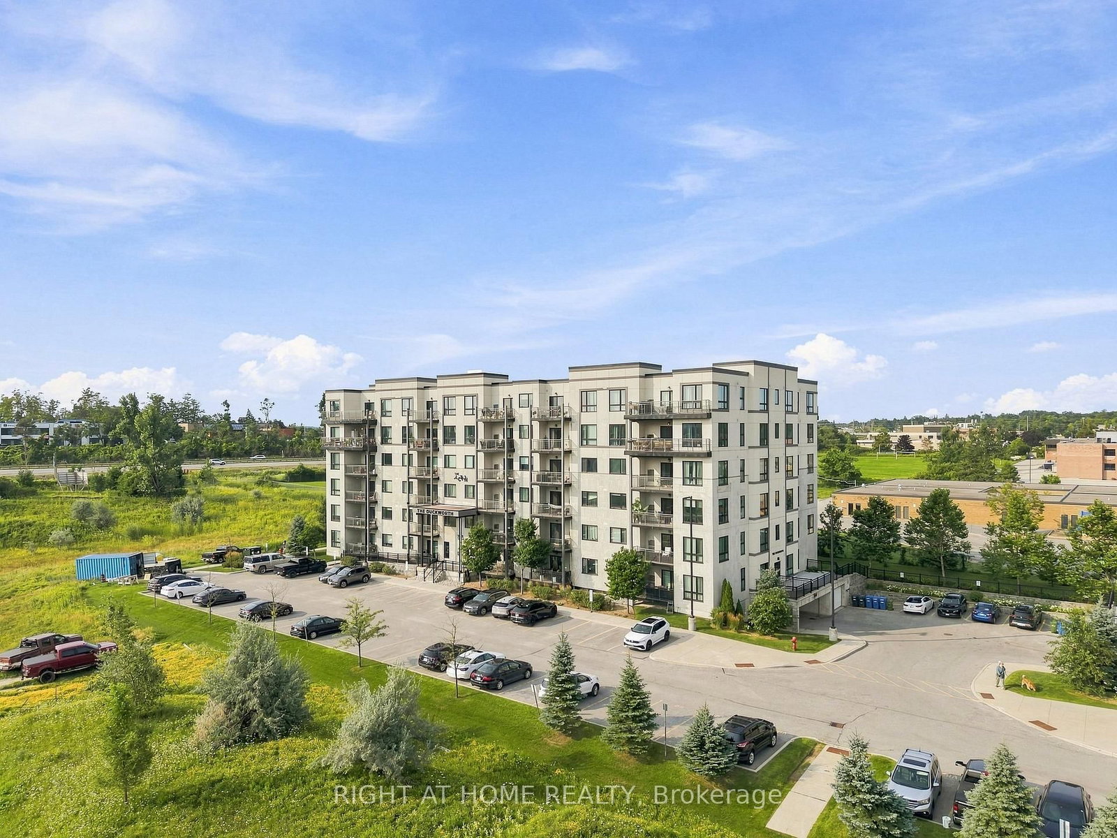 299 Cundles Road E • ##106 • Barrie, ON photo 39