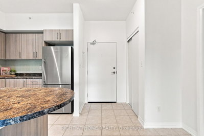 299 Cundles Road E • ##106 • Barrie, ON photo 8