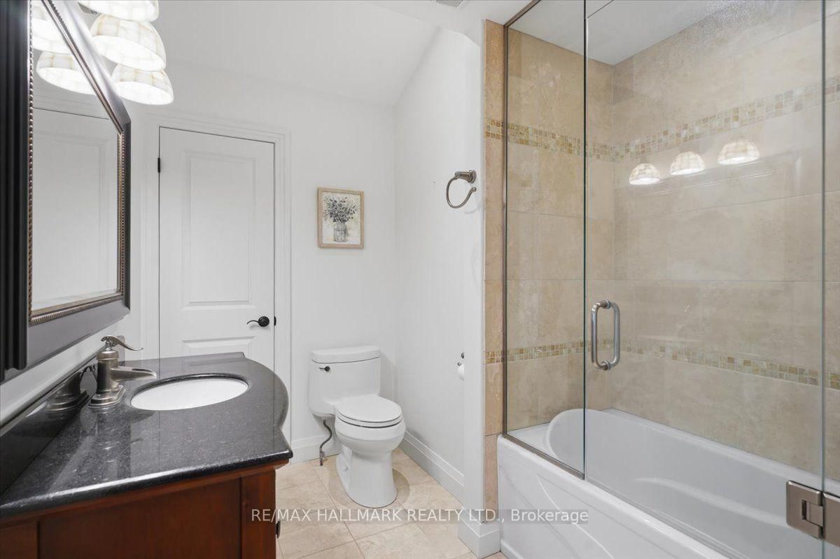 105 Duckworth Street • Barrie, ON photo 31
