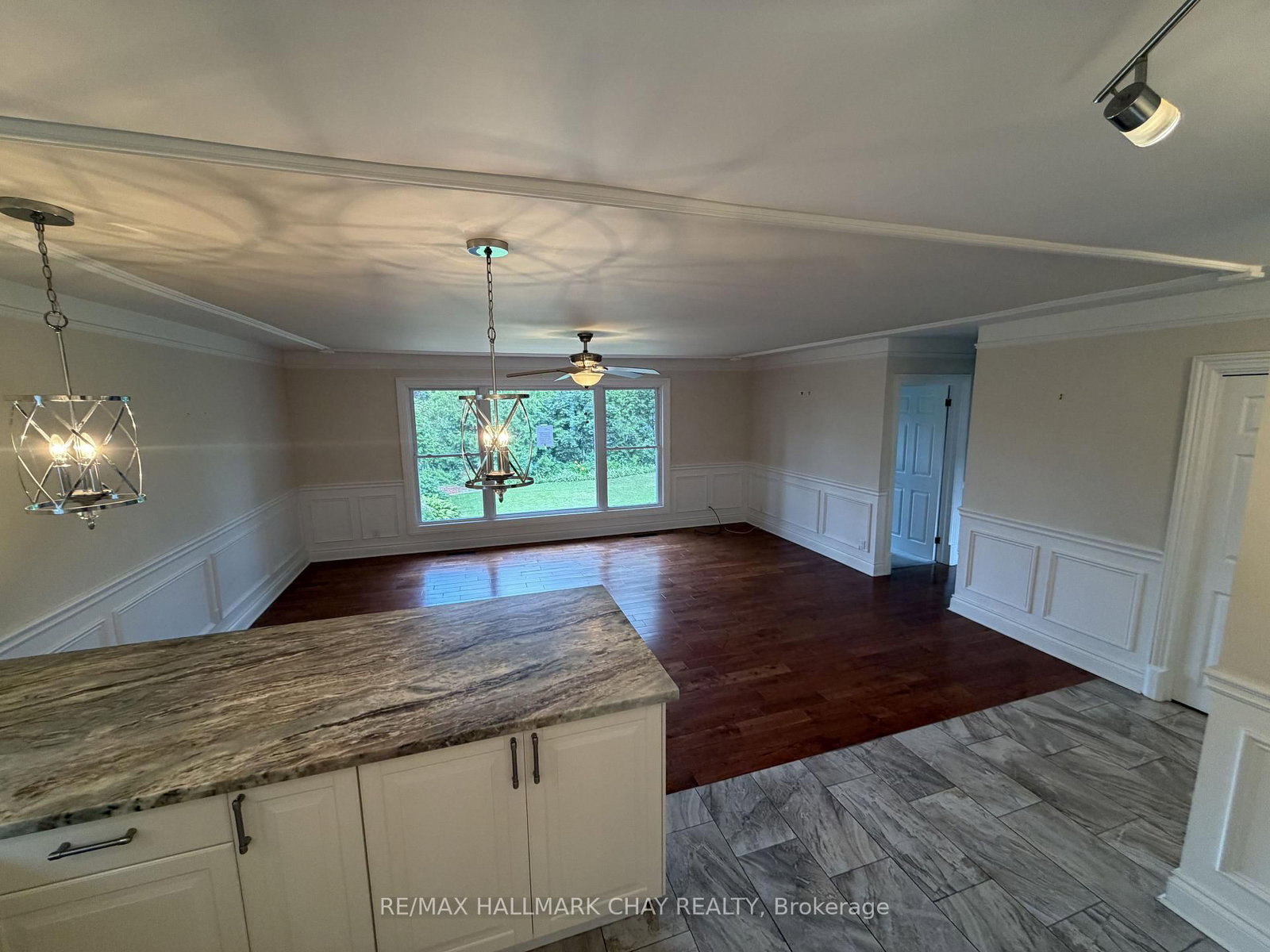 426 Highland Avenue • Orillia, ON photo 7