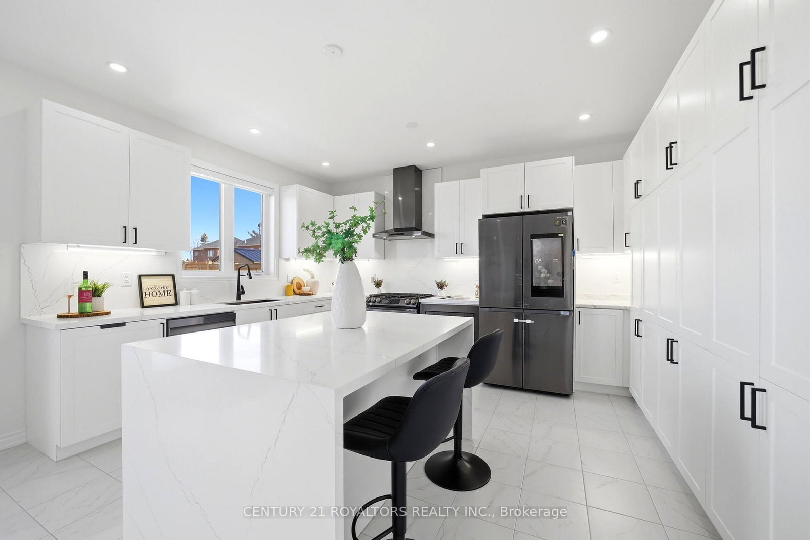 107 Rugman Crescent • Springwater, ON photo 18