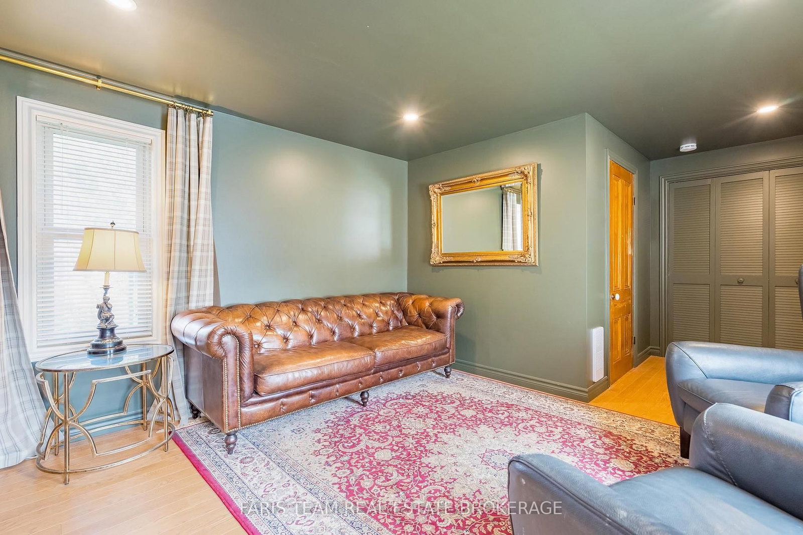 23 Yonge Street S • Springwater, ON photo 13