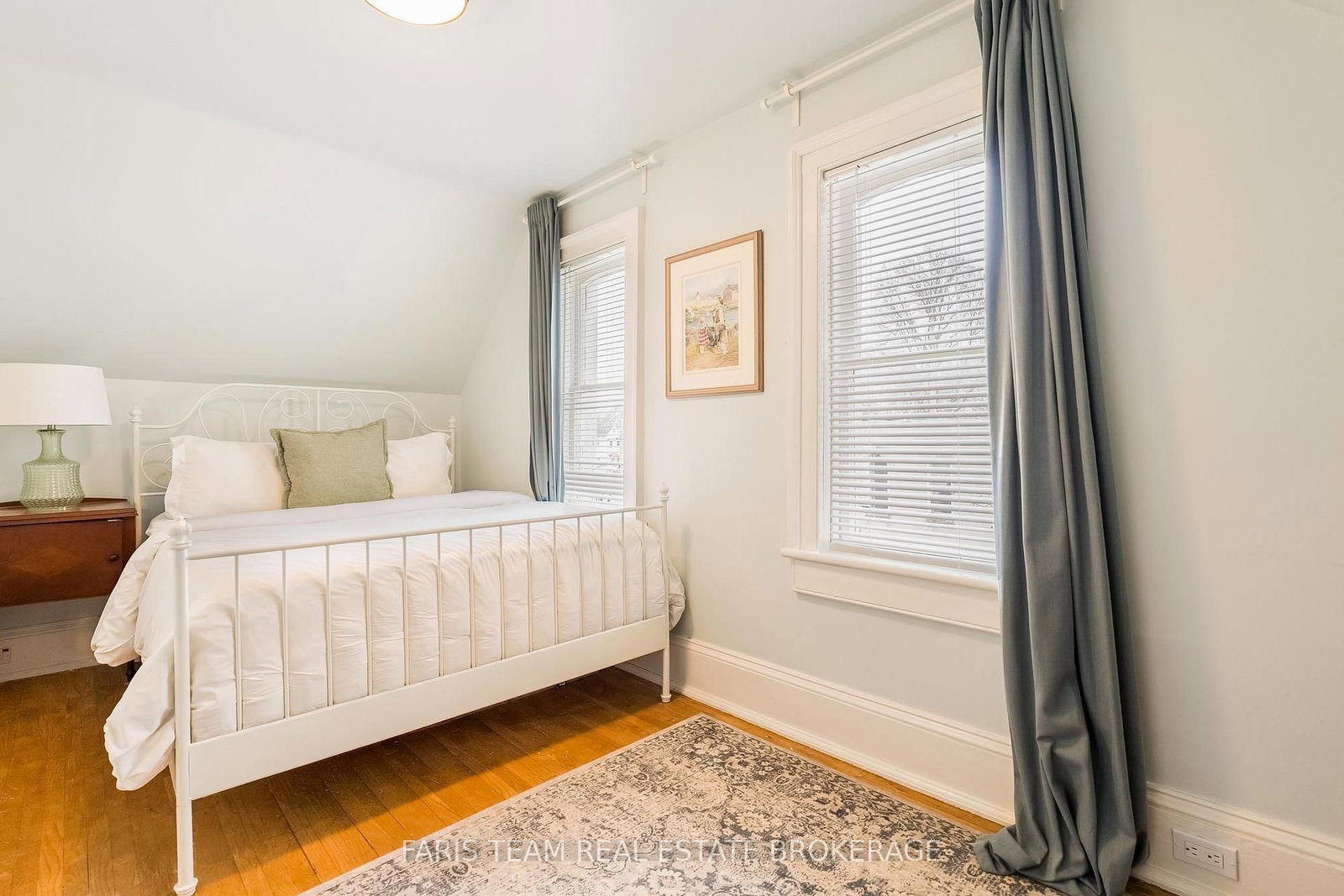 23 Yonge Street S • Springwater, ON photo 21
