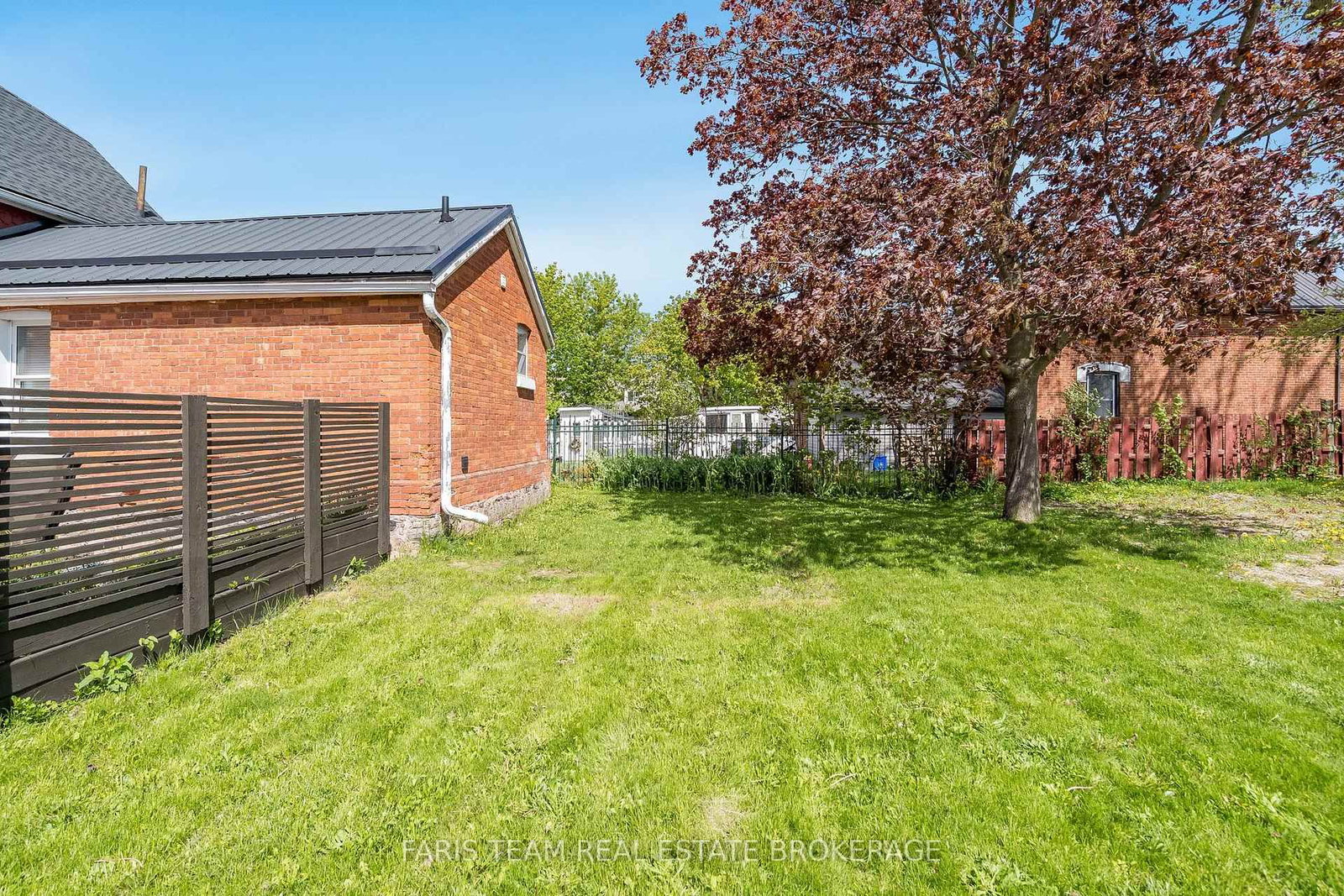 23 Yonge Street S • Springwater, ON photo 30