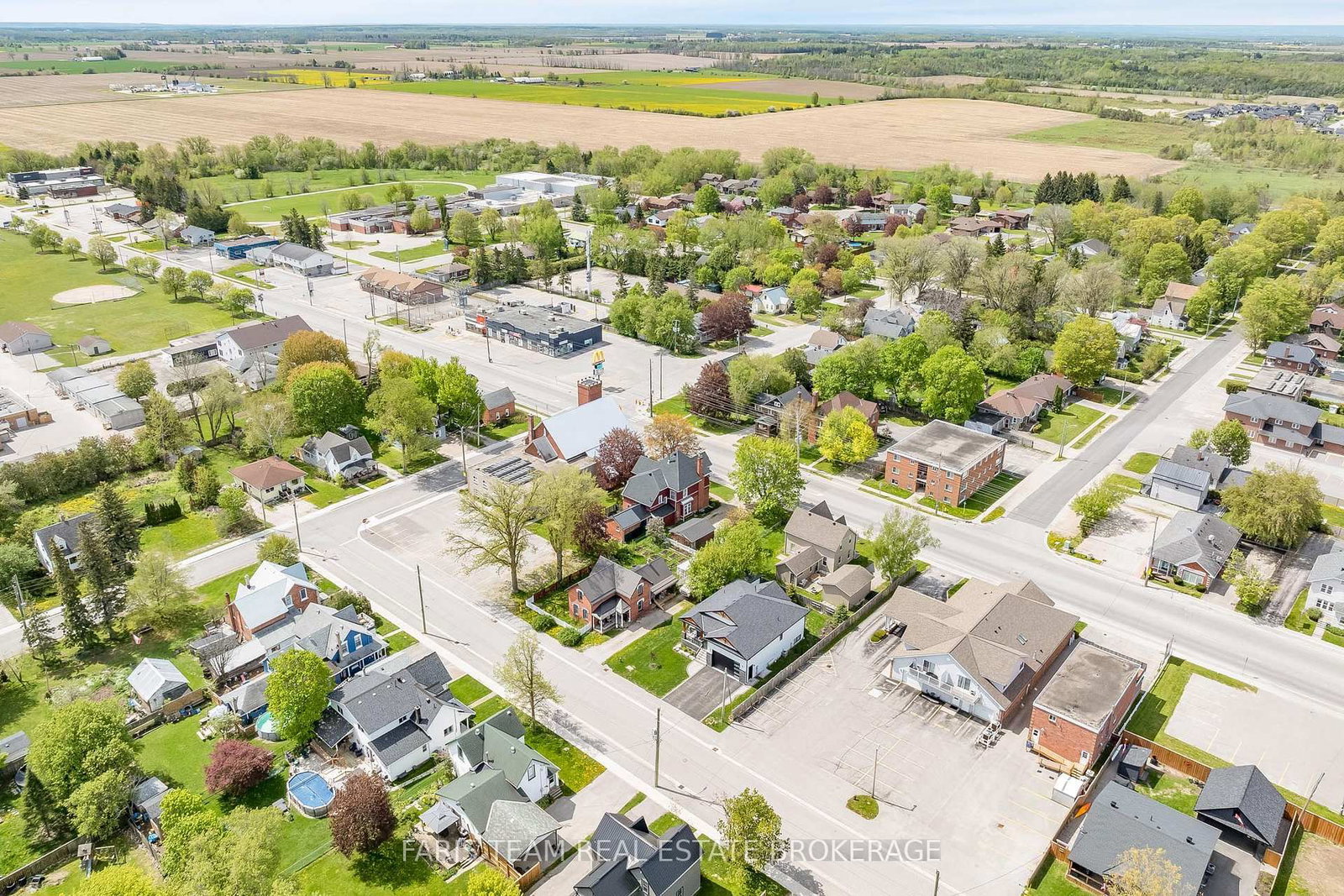 23 Yonge Street S • Springwater, ON photo 34