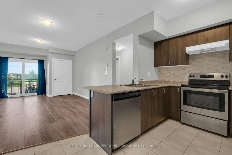 308 - 299 Cundles Road E