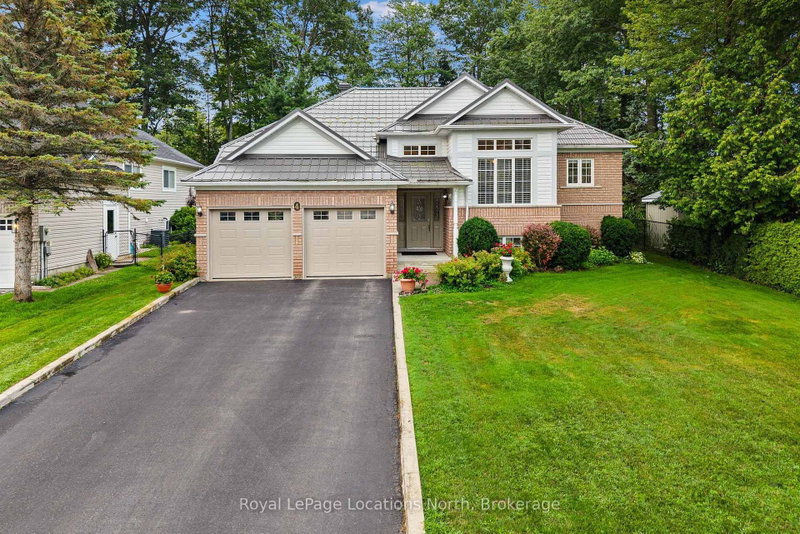 4 TRAILWOOD Place