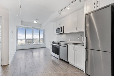 Condo leased at 403-681 Yonge Street, Barrie, Ontario, L9J 0K1 - Painswick South - MLS: S13676734