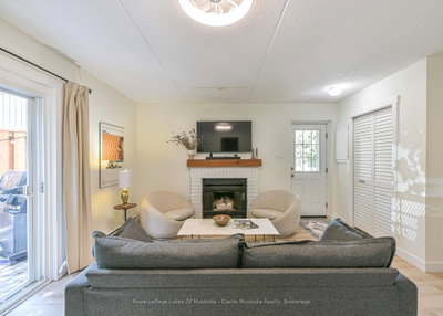 19 Dawson Drive • #42 • Collingwood, ON photo 3