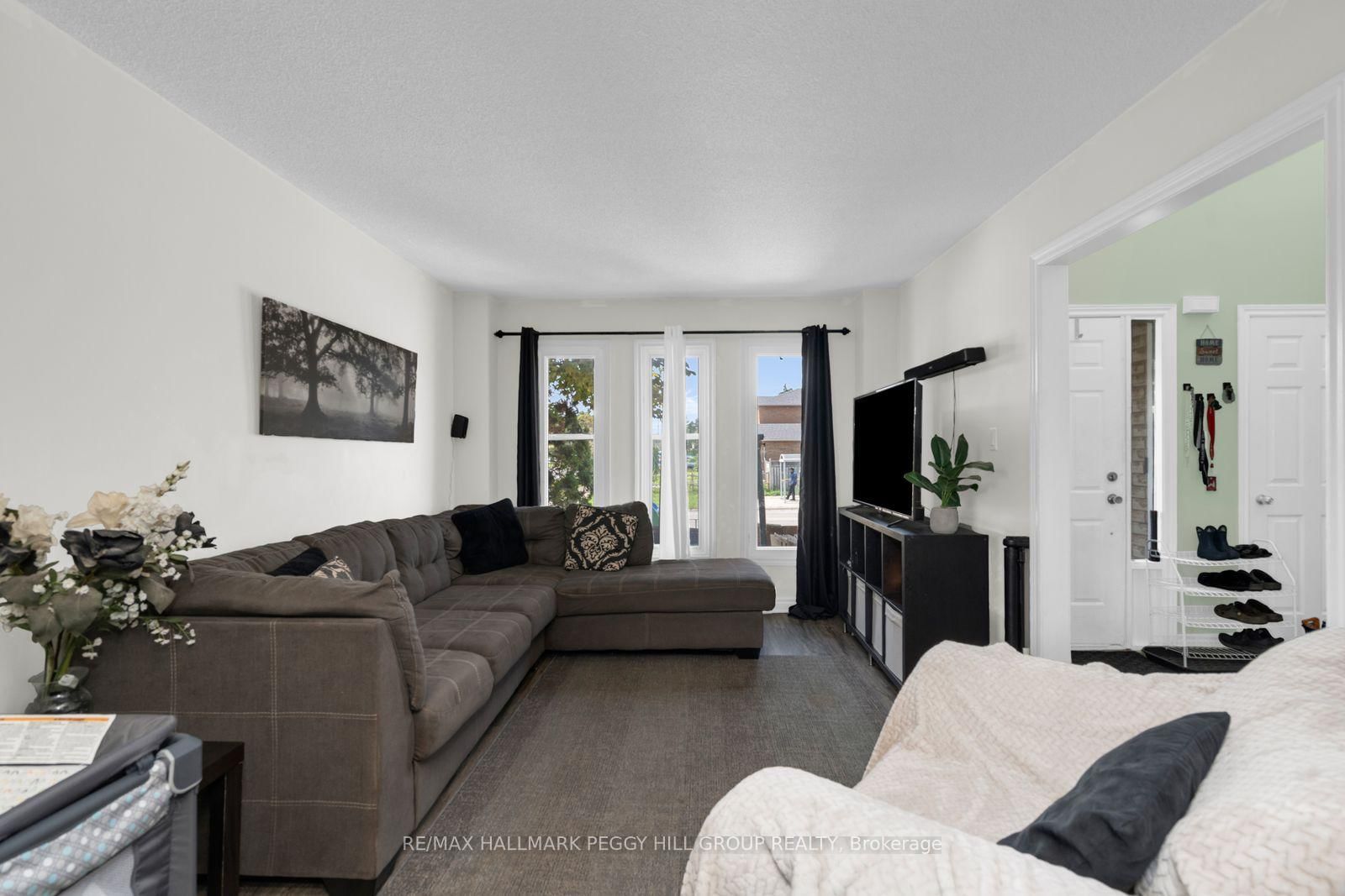 187 Johnson Street • Barrie, ON photo 6